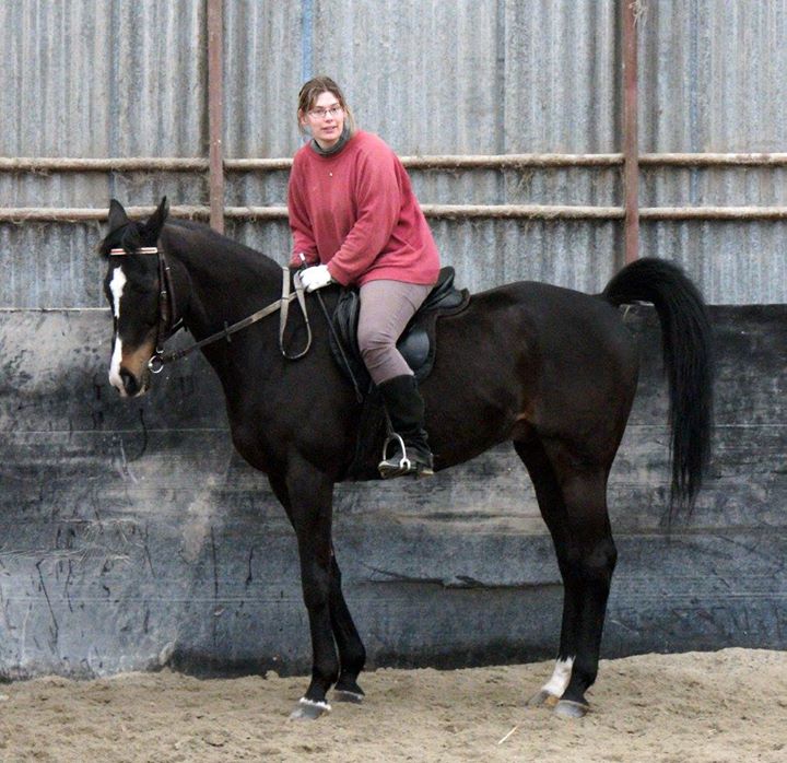 Ambry 011